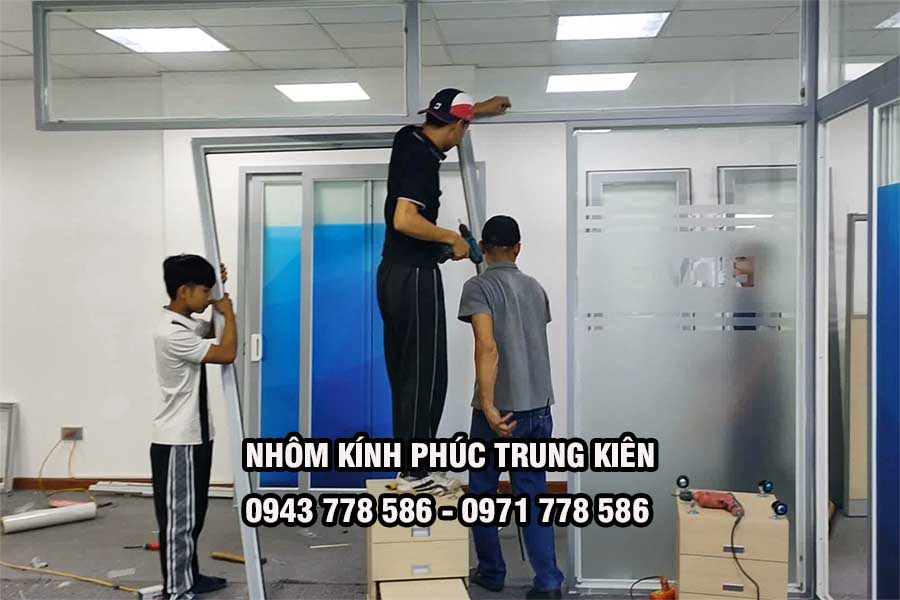 van-de-khach-hang-khi-thanh-ly-cua-nhom-kinh-cu